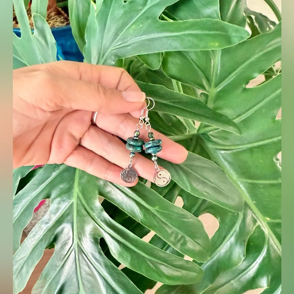 Turquoise & Hematite | yin & yang earrings - Picture 3 of 4